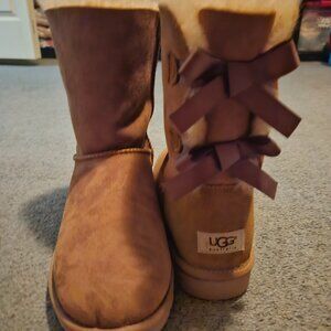 Ugg bow boots